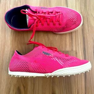 PUMA Women's Vibrant Pink Golf Shoes
